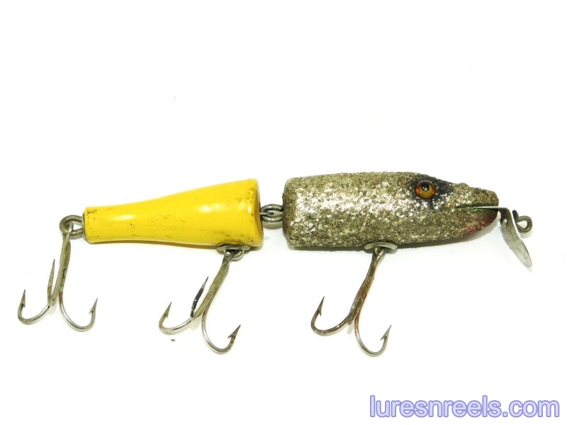 Creek Chub Bait Company