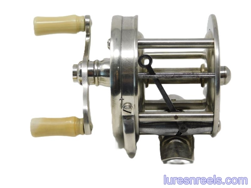 James Heddon's Sons 4-15 reel